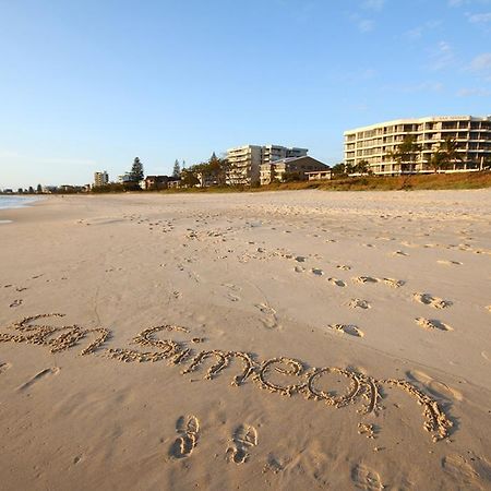 San Simeon Beachfront Apartments Tugun Гоулд Коуст Екстериор снимка
