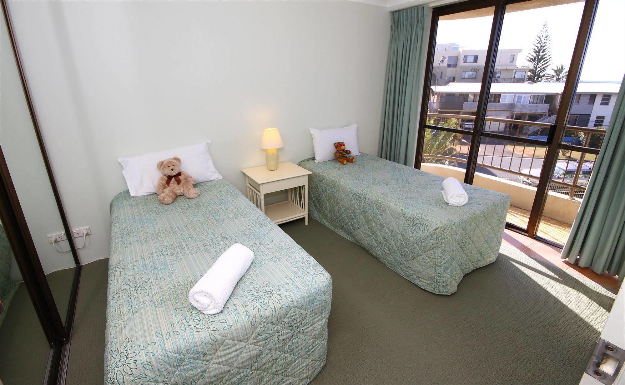 San Simeon Beachfront Apartments Tugun Гоулд Коуст Екстериор снимка