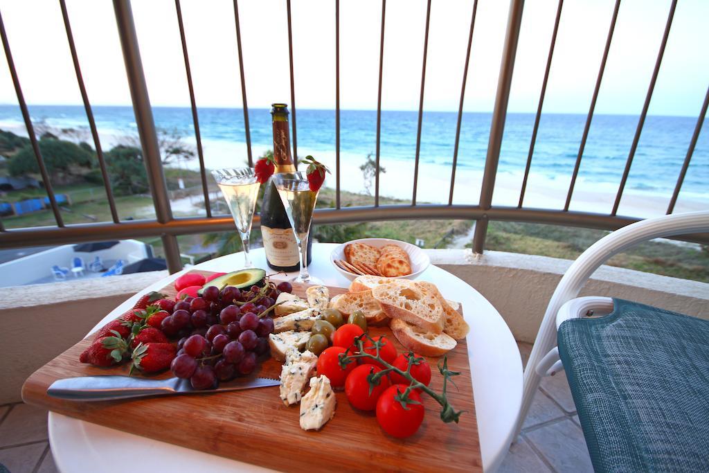 San Simeon Beachfront Apartments Tugun Гоулд Коуст Екстериор снимка