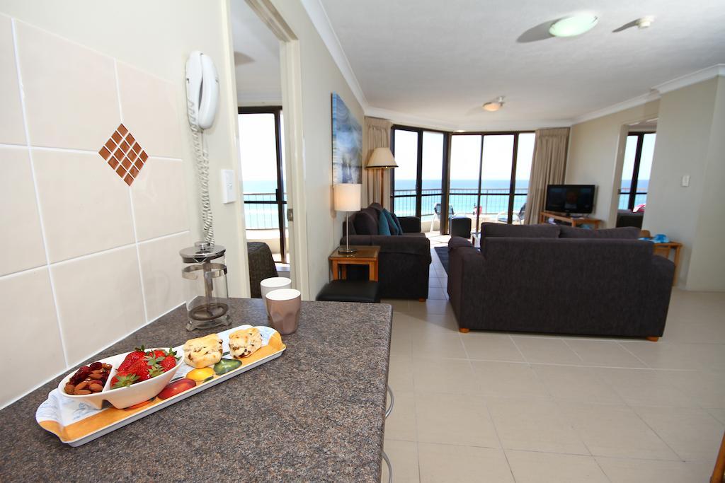 San Simeon Beachfront Apartments Tugun Гоулд Коуст Екстериор снимка